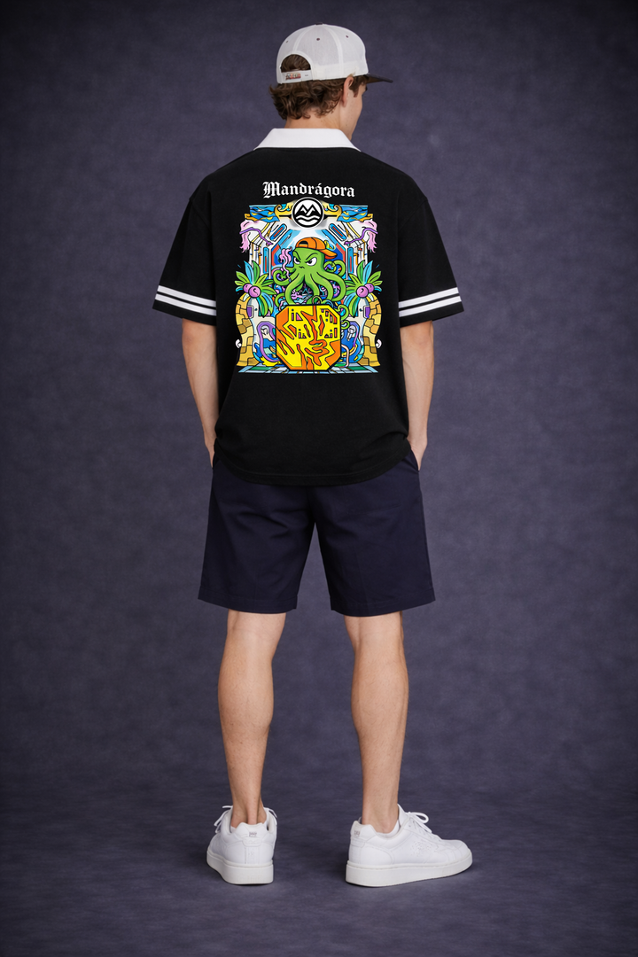 Mandrágora Kraken Crest Box Fit Shirt