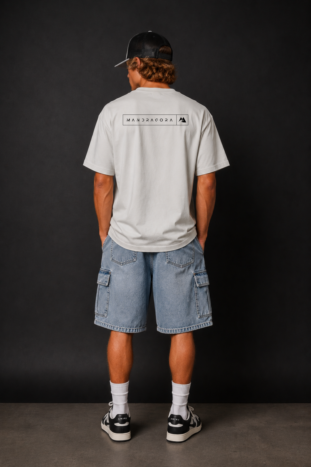 Essential Relax Tee . Relax fit