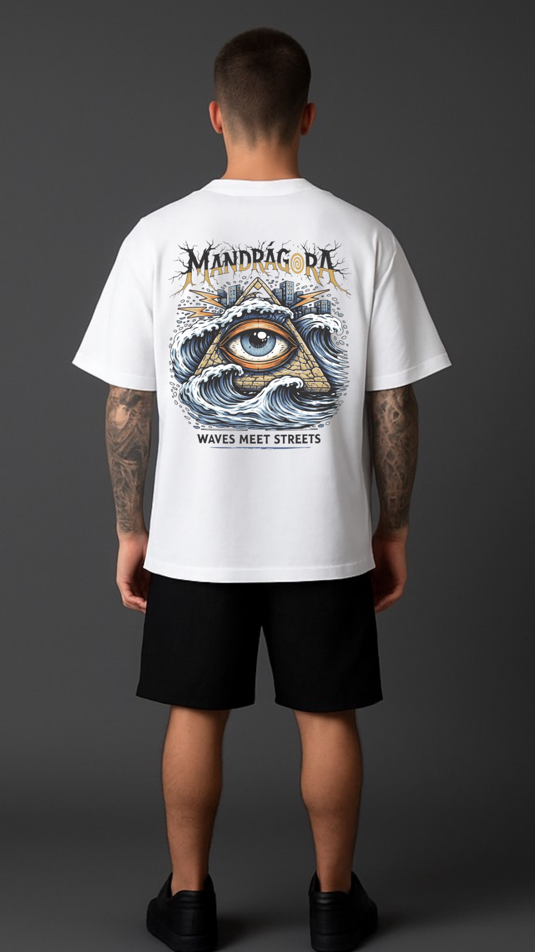 Watchful Waves Tee – Box Fit