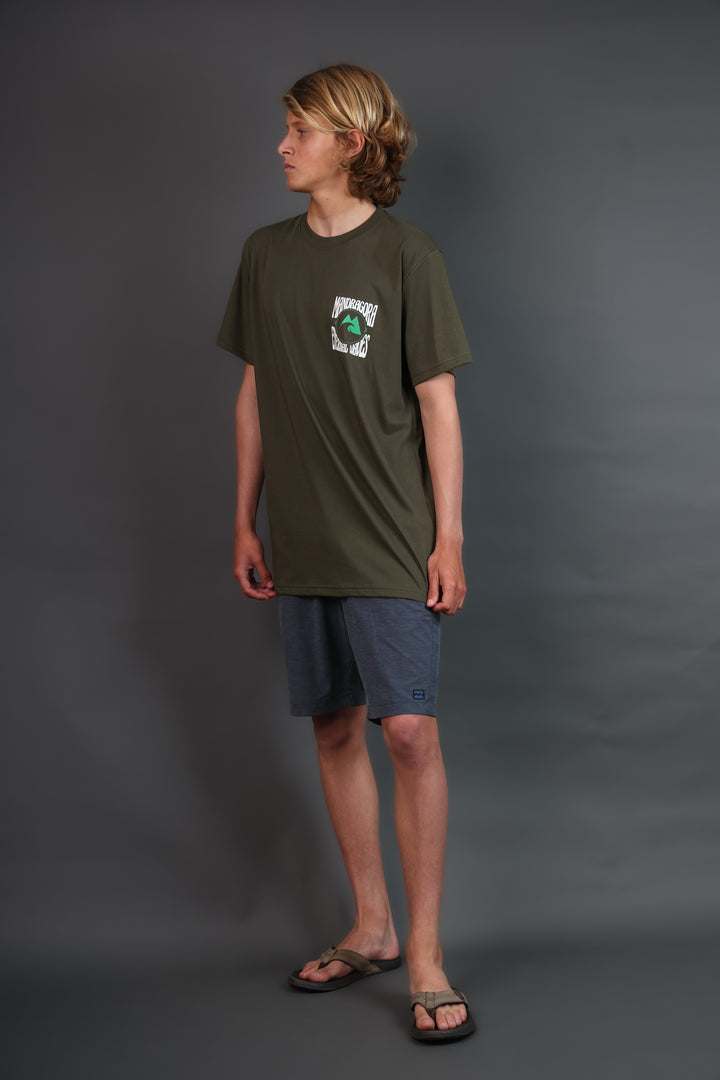 Regular Fit. Eternal Waves Tee