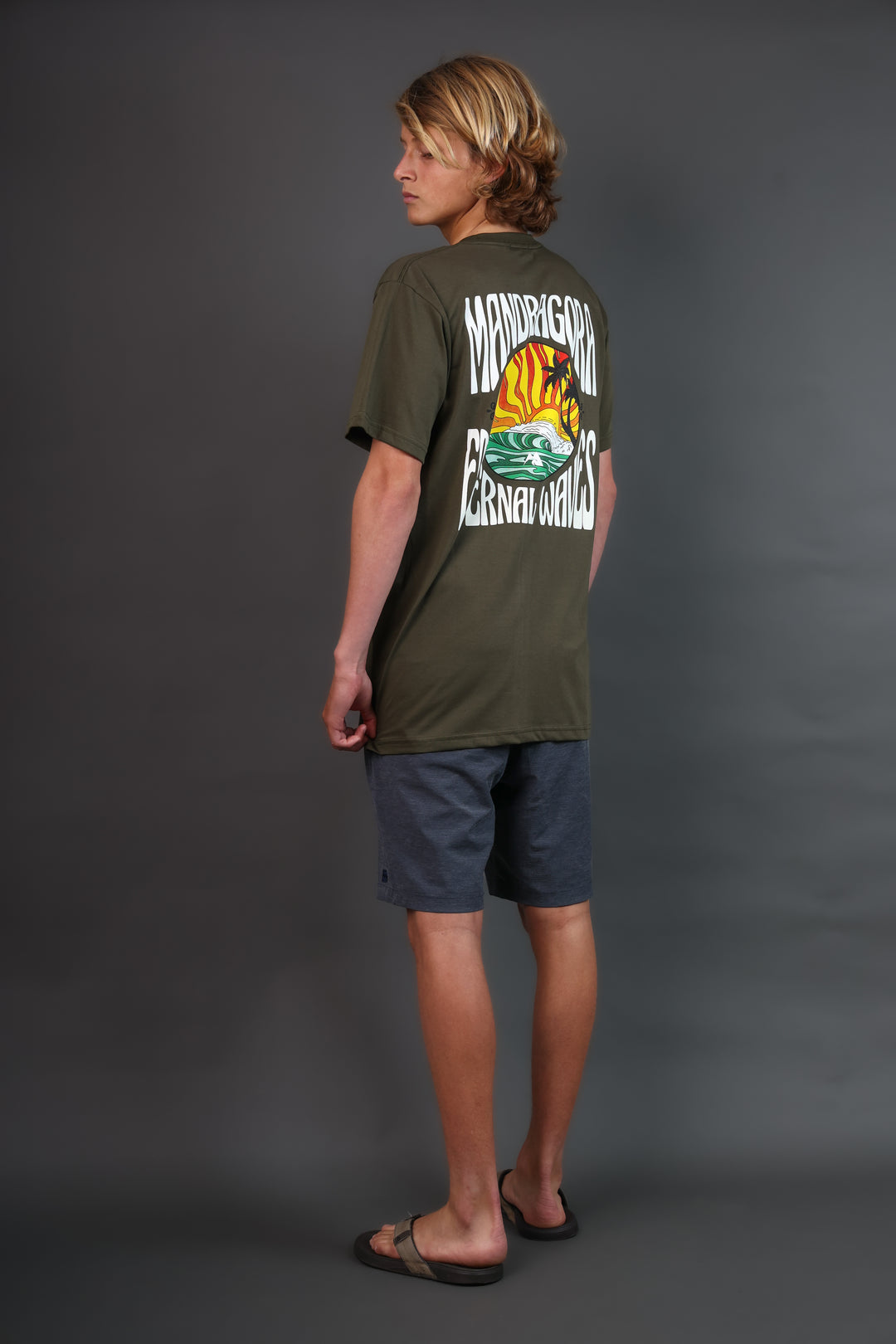 Regular Fit. Eternal Waves Tee