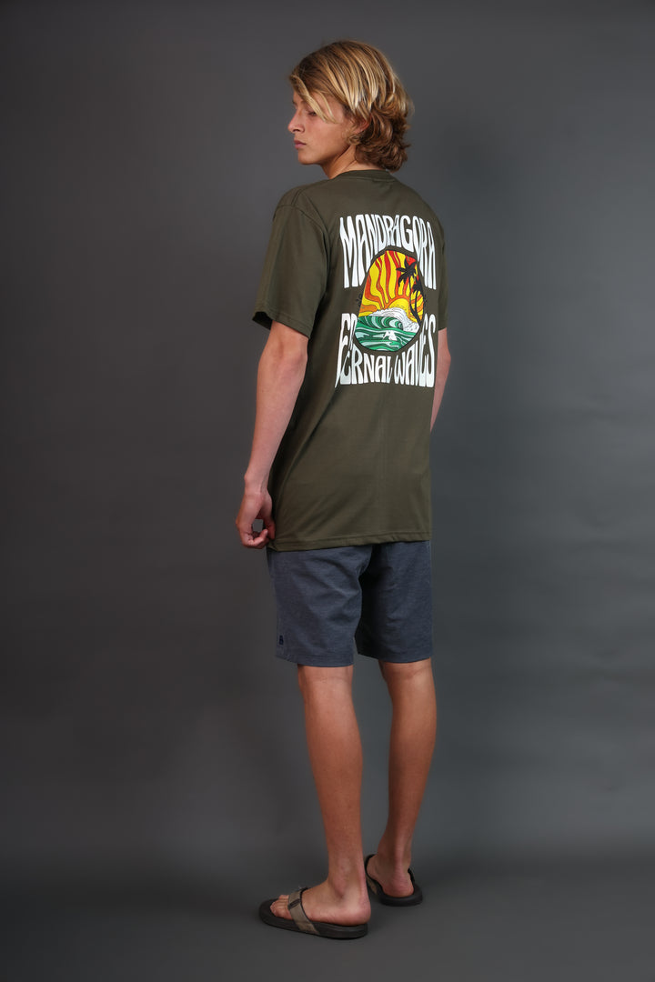 Regular Fit. Eternal Waves Tee