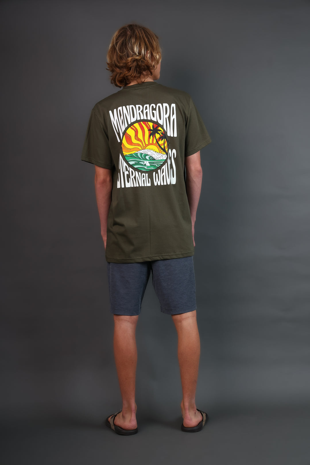 Regular Fit. Eternal Waves Tee