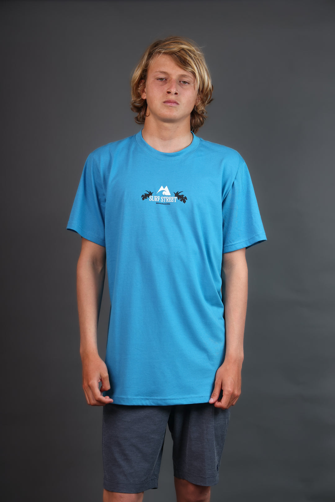 Tees regular fit. Sunset Bones